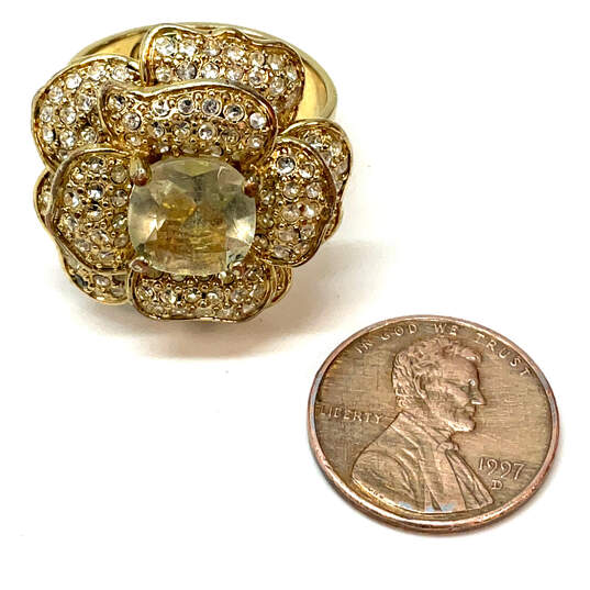 Designer Stella & Dot Gold-Tone Crystal Cut Stone Flower Band Ring image number 2
