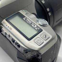 Minolta Maxxum 5 35mm SLR Camera alternative image