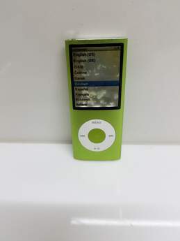 Apple iPod Nano 4th Generation 8GB Green MP3 Player