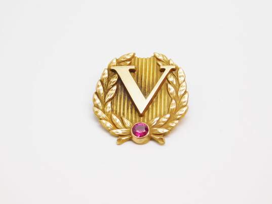 Vintage 14K Yellow Gold Ruby Accent V Initial Brooch 6.3g image number 3