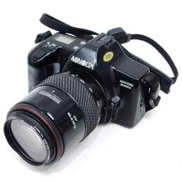Minolta Brand Maxxum 3000i and Hi-Matic AF2 Model 35mm Film Cameras (Set of 2) alternative image
