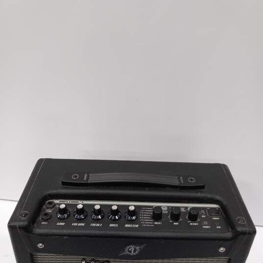 Fender Mustang I (V.2) Guitar Amplifier image number 4