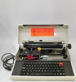 Royal Adler Satellite II Electric Typewriter with Hard Case alternative image