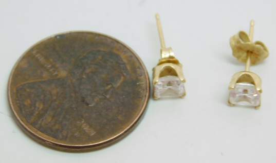 14K Yellow Gold Princess Cut CZ Stud Earrings 0.7g image number 6
