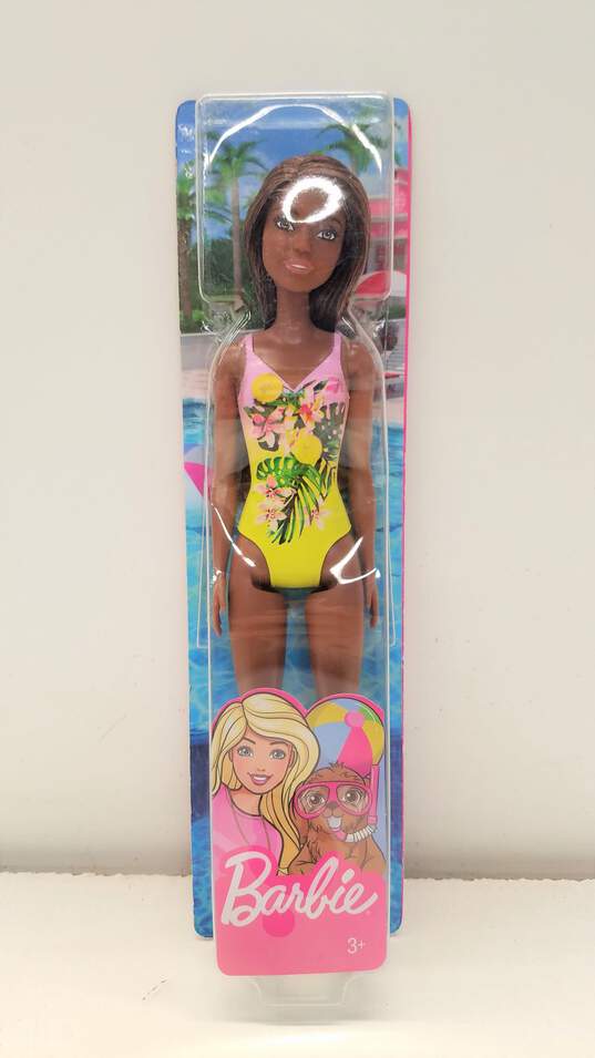 Mattel Barbie Bundle Lot of 2 Doll Accessores NIP image number 2