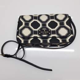 Kate Spade Black & White Geometric Crossbody Handbag AUTHENTICATED