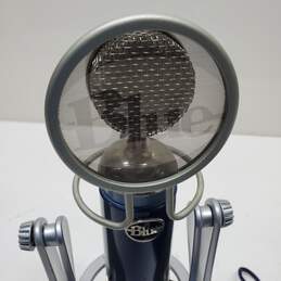 Blue Brand Microphone with Nesting Mic Stand and Carry Bag Untested alternative image