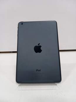 Apple iPad Mini WIFI Only (1st Gen) alternative image