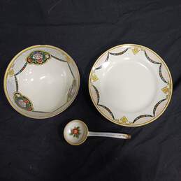 Noritake Japanese Made Ceramic Floral Pattern Bowl w/Matching Dish and Ladle alternative image