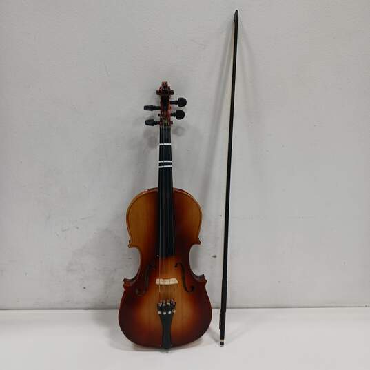 Violin w/ Hard Case & Accessories image number 3