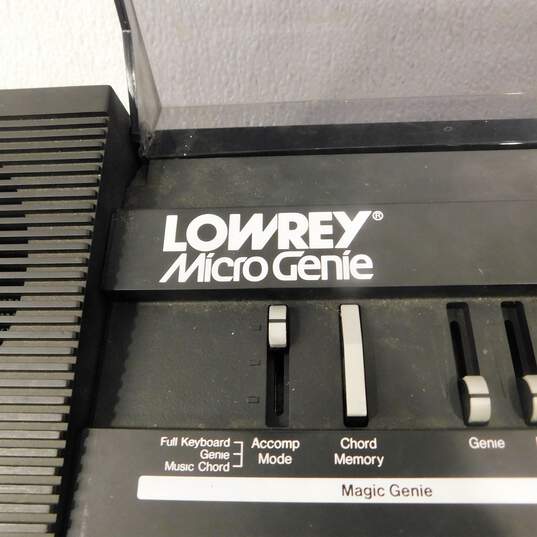 VNTG Lowrey Brand V-60 Model Micro Genie Electronic Keyboard w/ Power Cable image number 6