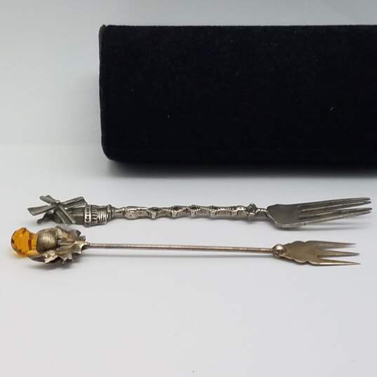 J.C & S Sterling Glass Thistle & Windmill Hors D'oeuvre Fork Bundle 2pcs 22.1g image number 3