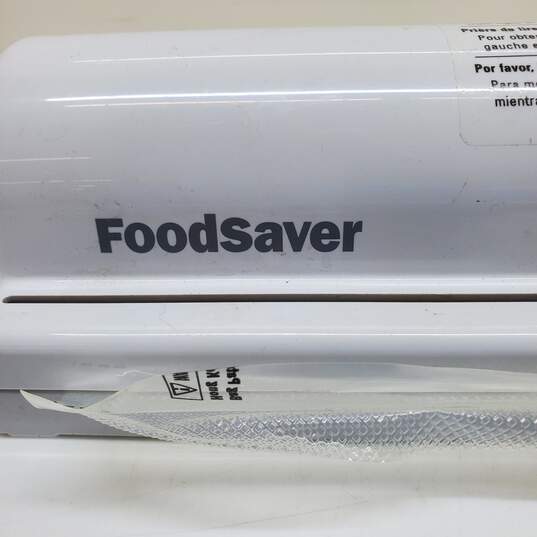 Foodsaver Store 'N Cut Bag Dispenser image number 2
