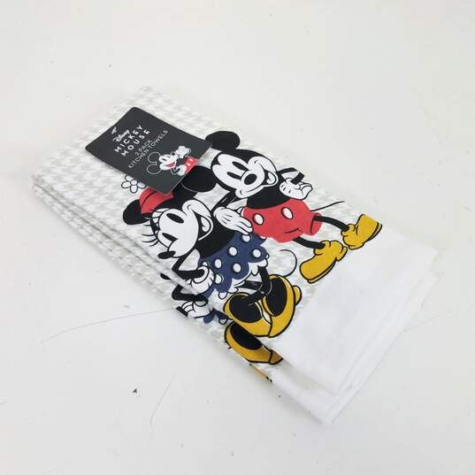Disney Mickey Mouse 2 Pack Kitchen Towels image number 5