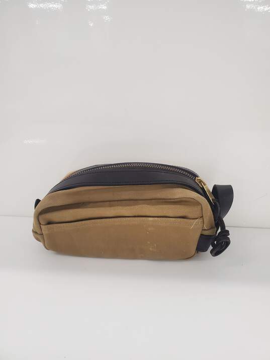 Filson Rugged Twill Travel Kit Pouch/ hand bag used image number 1