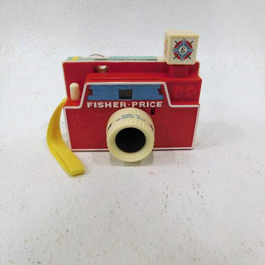 Vintage Fisher Price Changeable Picture Disc Toy Camera w/ 3 Picture Discs image number 1