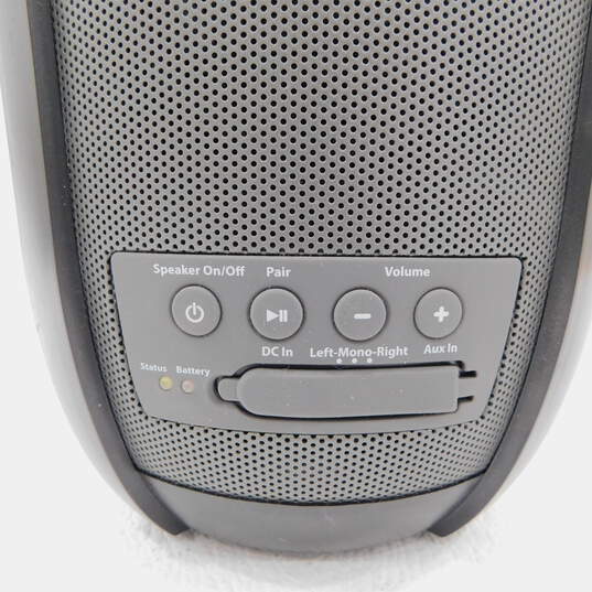 Acoustic Research AWSEE320 Portable Wireless Speaker image number 4
