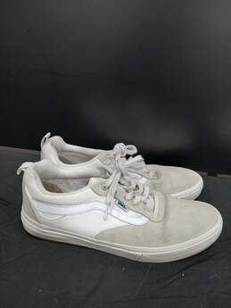 Men's White & Tan Vans Shoes Size 11 alternative image
