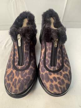 B Zees Animal Print Faux Fur Lined Boot Shoe Size 7M