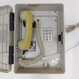 Gai-Tronics 256-001 Weather Proof Telephone, Outdoor Phone Box alternative image