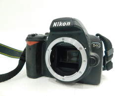 Nikon D40 DSLR Digital Camera Body Tested NO BATTERY