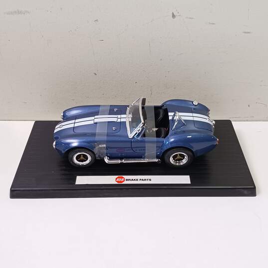 1:18 Collection Die-Cast Metal 1964 Shelby Cobra IOB image number 2