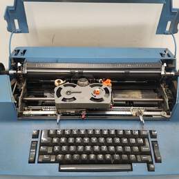 IBM Selectric II Typewriter FOR PARTS OR REPAIR alternative image