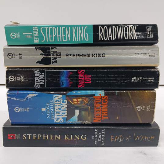 Lot of 5 Paperback Stephen King Novels image number 3