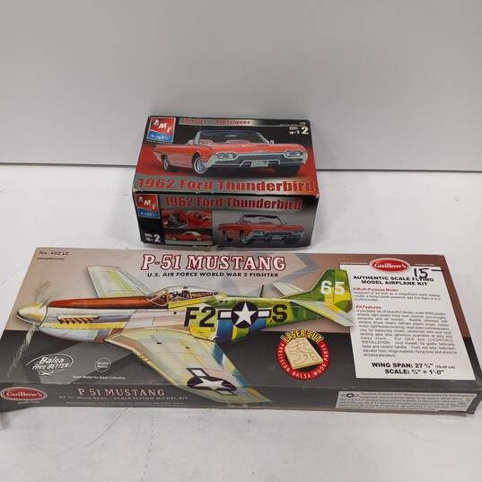 Pair Of Vehicle Model Kits AMT ERTL Red 62 Ford Thunderbird & Guillo's Green P51 Mustang Airplane image number 6