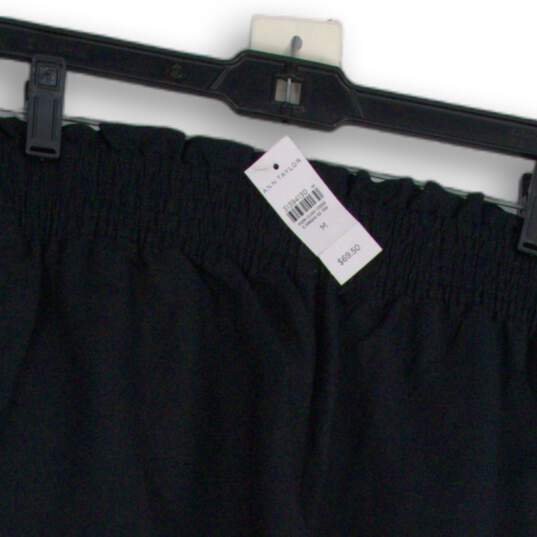 NWT Womens Black Elastic Waist Flat Front Utility Shorts Size Medium image number 3