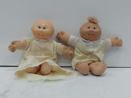 Pair of Cabbage Patch Dolls image number 1