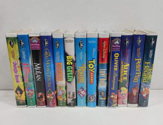 Bundle of Thirteen Assorted Disney VHS Tapes image number 12
