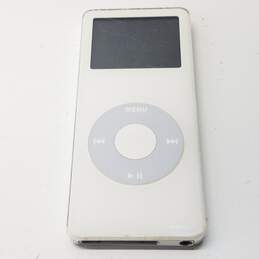 Apple iPod Nano (1st Generation) - White (A1137) 2GB