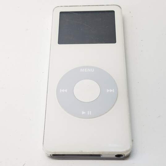 Apple iPod Nano (1st Generation) - White (A1137) 2GB image number 1