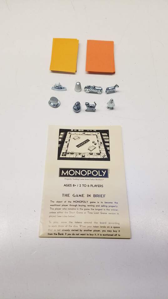 Hasbro Monopoly Fast Dealing Property Trading Game image number 5