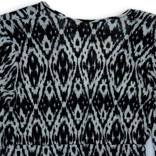 NWT Womens Black White 3/4 Sleeve V-Neck Pullover Blouse Top Size Small image number 4
