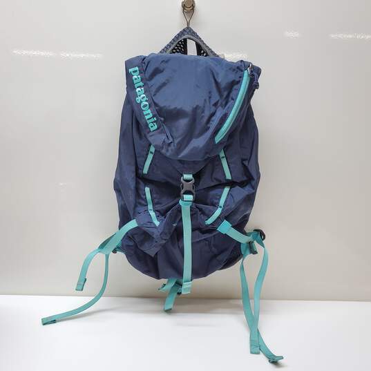Patagonia Nine Trails Hydration Pack image number 1