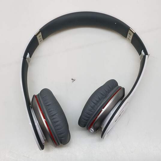 Beats Solo HD Headphones Untested image number 2