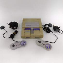 Nintendo SNES Console + Controller Bundle