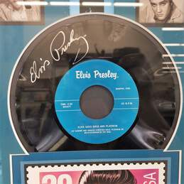 Framed & Matted Elvis Presley Collectible alternative image