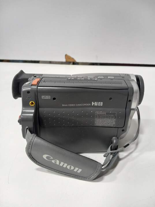 CANON ES8200V 8MM VIDEO CAMCORDER IN BAG w/ ACCESSORIES image number 7