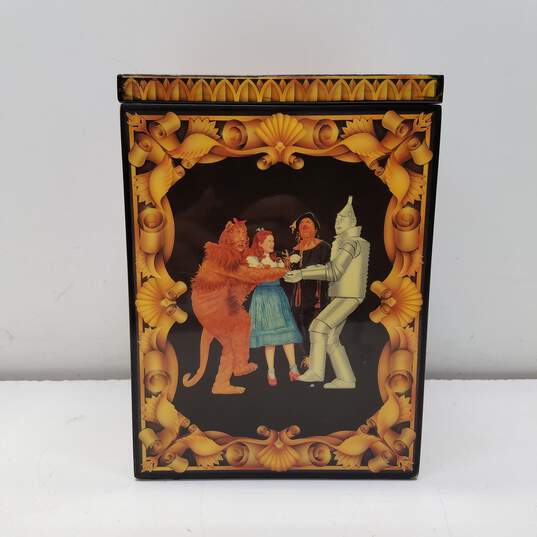 Limited Edition Wizard of Oz 50th Anniversary Musical Jack n' The Box - Dorothy image number 5