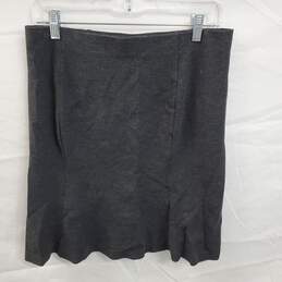 Wm DKNYC Skirt Gray Viscose Nylon Blend Sz M alternative image