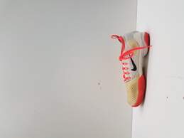 Nike Women's Tennis & Racquet Sport Shoes Size 8.5 alternative image