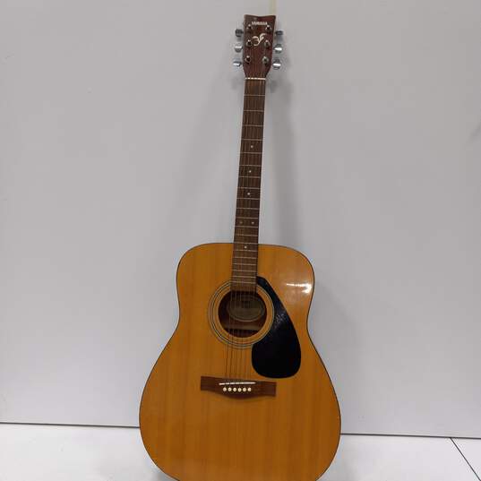 Brown Acoustic Guitar image number 1