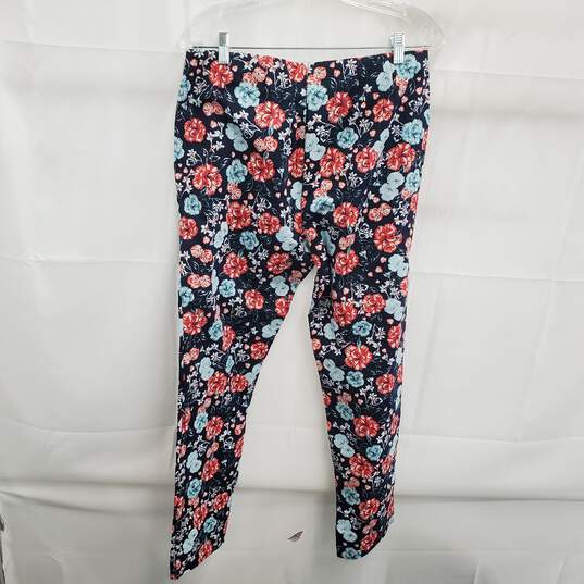 Charter Club Print Shop Floral Classic Fit Slim Leg Ankle Leggings Women's Size 8 NWT image number 2