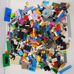 5 Pound Bundle of Assorted Lego Bricks alternative image