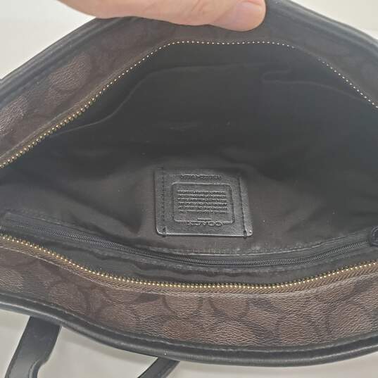 Buy the Coach Shoulder Bag | GoodwillFinds