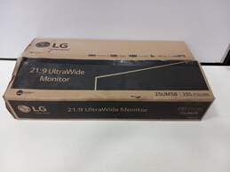 LG LCD Ultra Wide Computer Monitor Model 25UM58-P - IOB