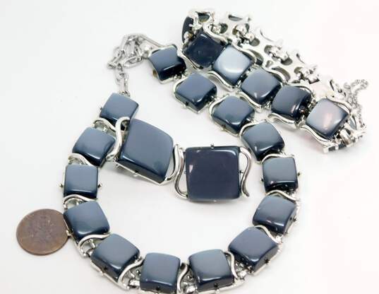 Vintage Coro Silver Toned Blue Lucite Collar Necklace Bracelet & Clip On Earrings 103.6g image number 6